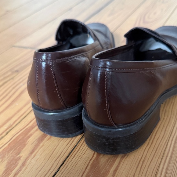 Danelle Classic Brown Leather Penny Loafers for Women Size 7 - Picture 3 of 6